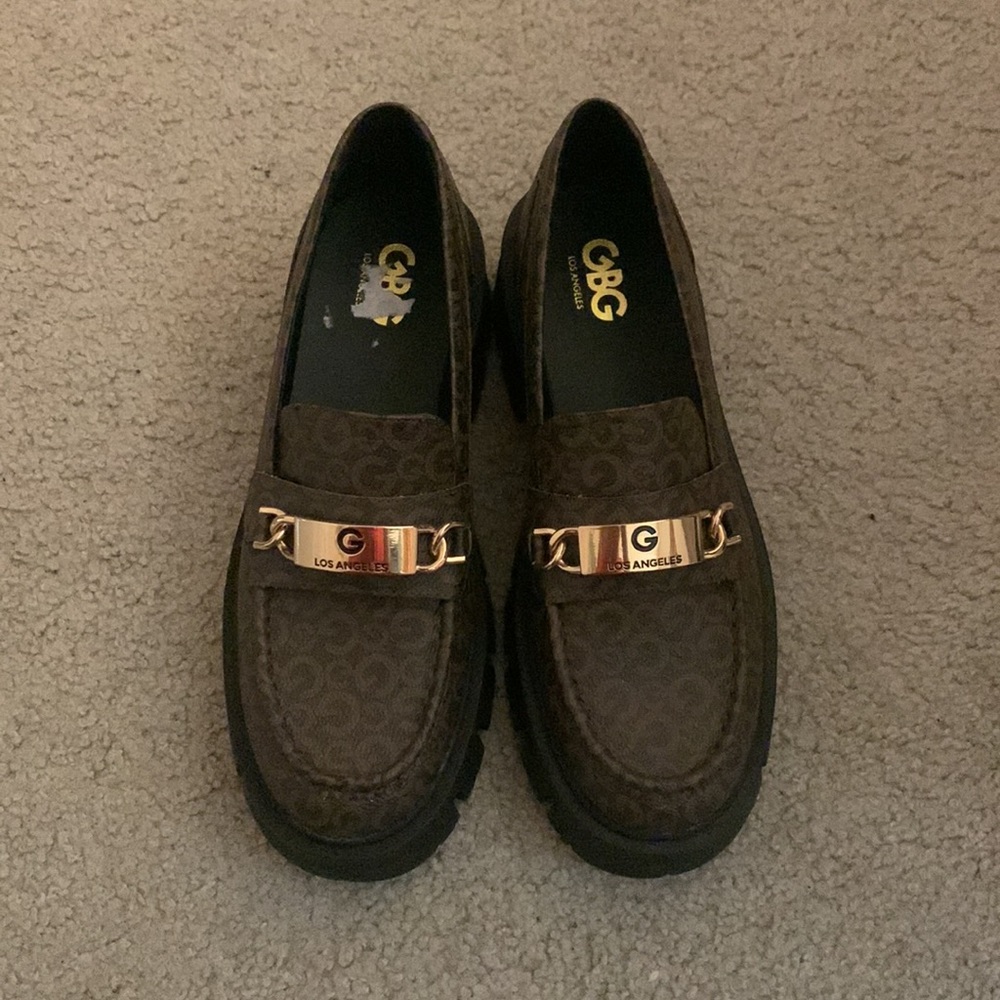 GBG Los Angeles Platform Shoes - Picture 2 of 3